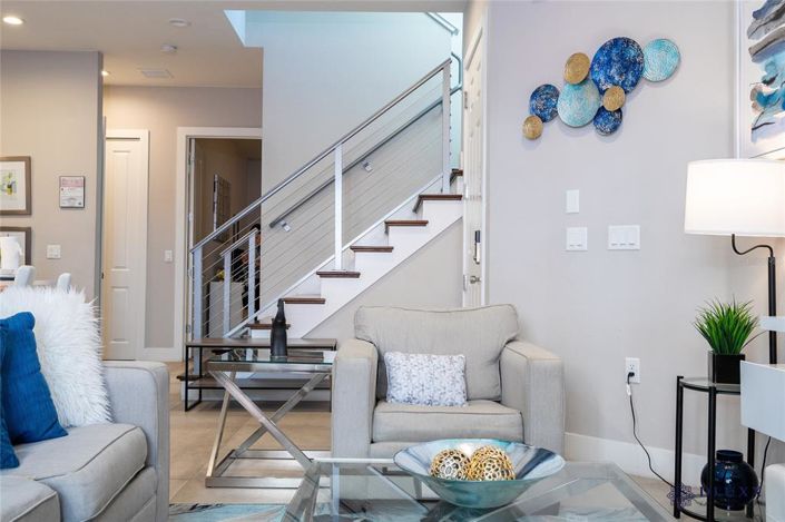 Image No.10-5 Bed Townhouse for sale