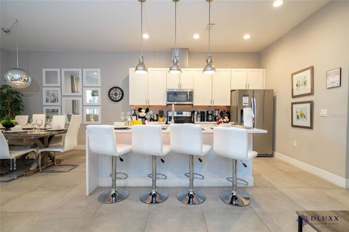 Image No.18-5 Bed Townhouse for sale