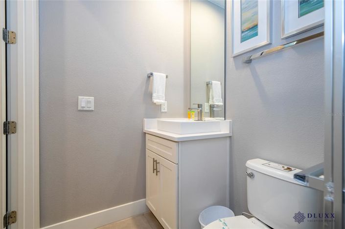 Image No.26-5 Bed Townhouse for sale