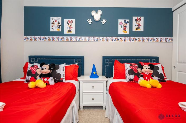 Image No.43-5 Bed Townhouse for sale