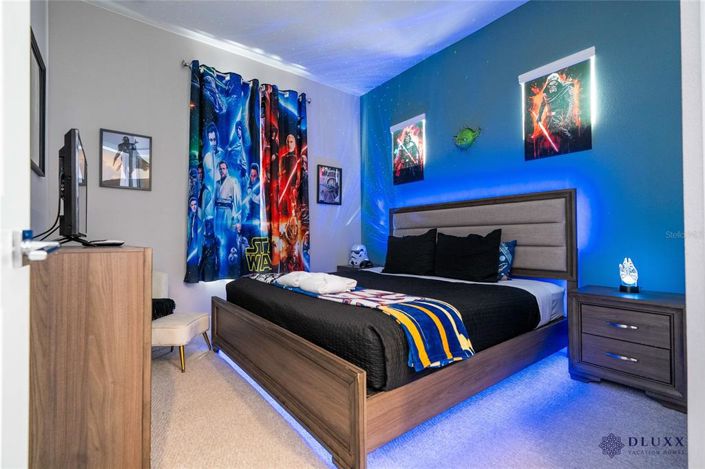 Image No.56-5 Bed Townhouse for sale