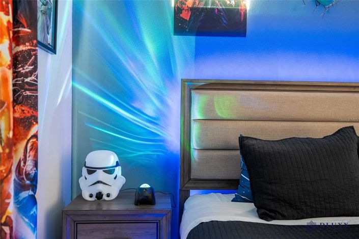 Image No.57-5 Bed Townhouse for sale