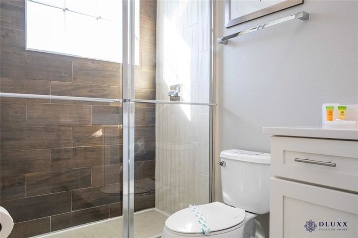 Image No.60-5 Bed Townhouse for sale