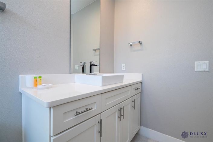 Image No.61-5 Bed Townhouse for sale