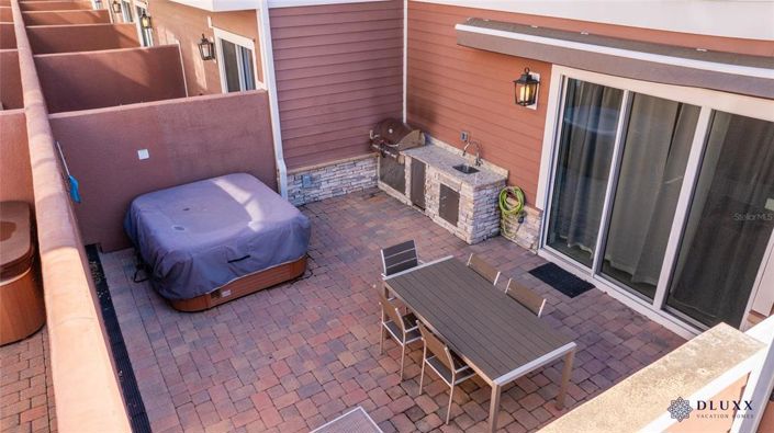 Image No.63-5 Bed Townhouse for sale