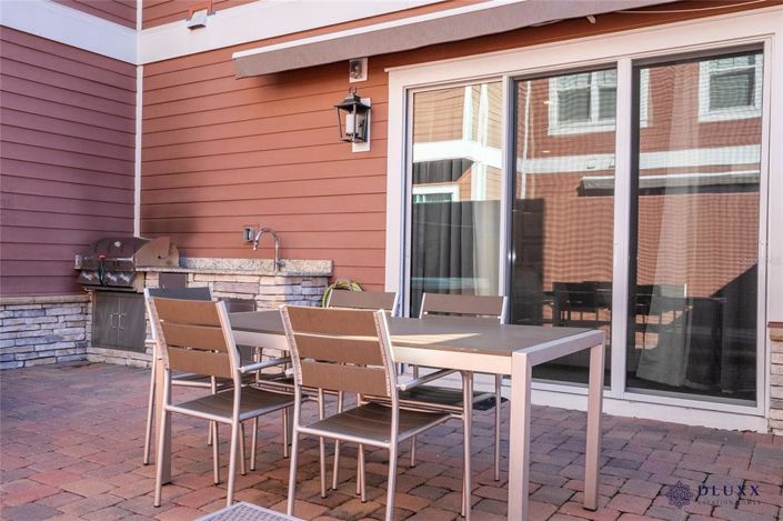 Image No.66-5 Bed Townhouse for sale