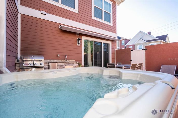 Image No.69-5 Bed Townhouse for sale