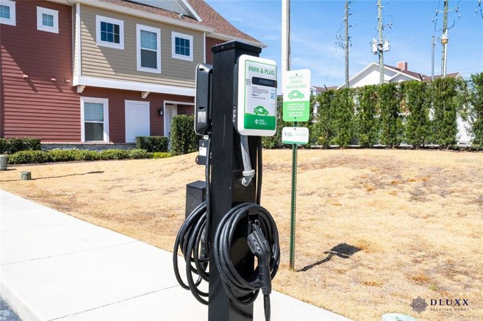 Image No.84-5 Bed Townhouse for sale