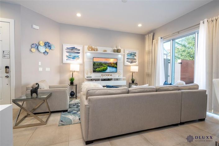 Image No.9-5 Bed Townhouse for sale