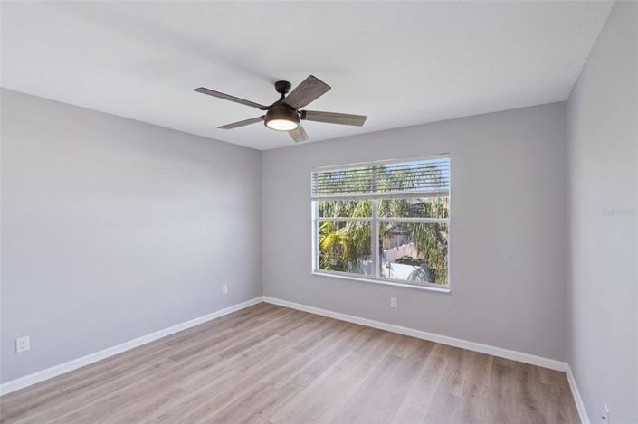 Image No.13-4 Bed Property for sale