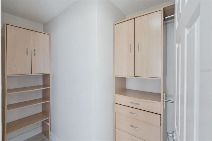 Image No.21-4 Bed Property for sale