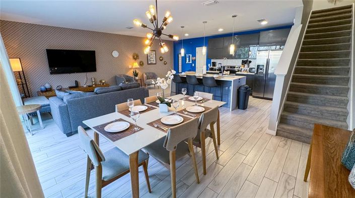 Image No.13-4 Bed Townhouse for sale