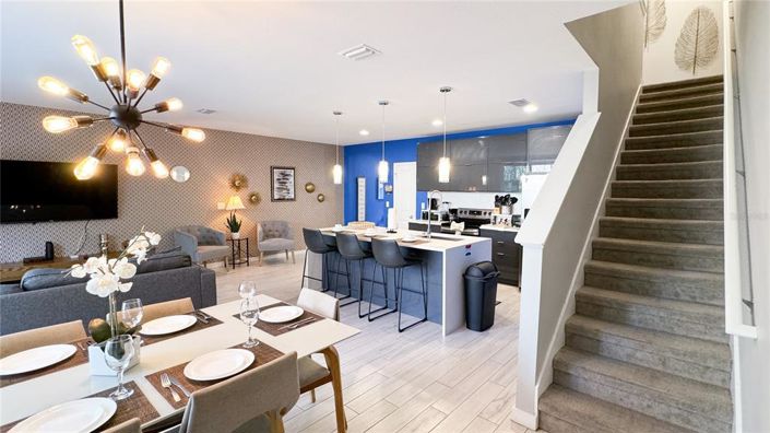 Image No.14-4 Bed Townhouse for sale