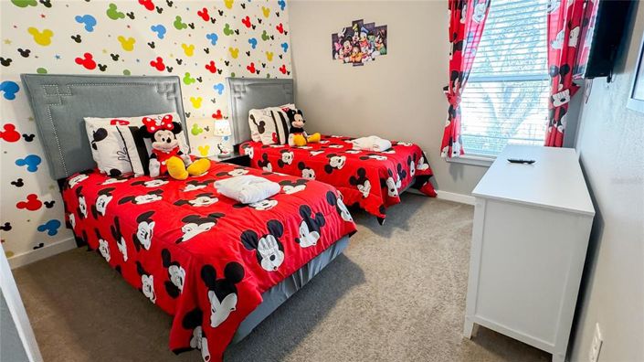 Image No.18-4 Bed Townhouse for sale