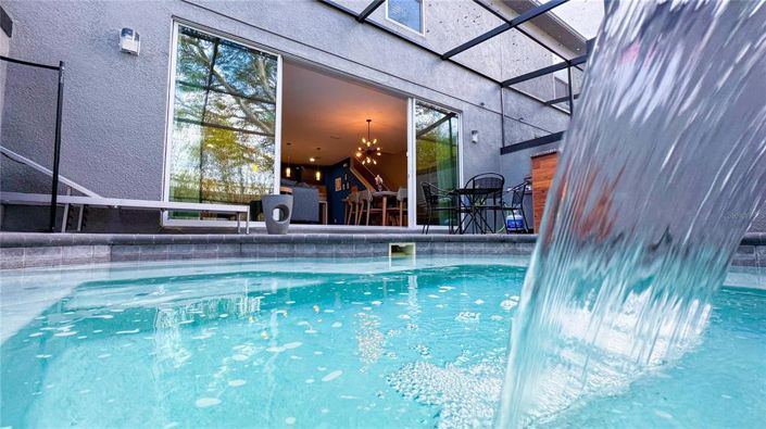 Image No.33-4 Bed Townhouse for sale