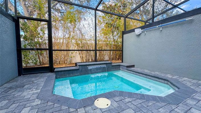 Image No.34-4 Bed Townhouse for sale