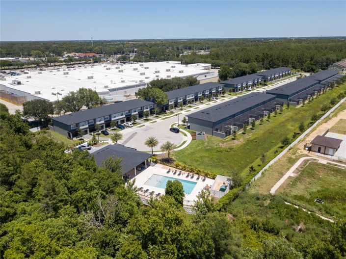 Image No.42-4 Bed Townhouse for sale