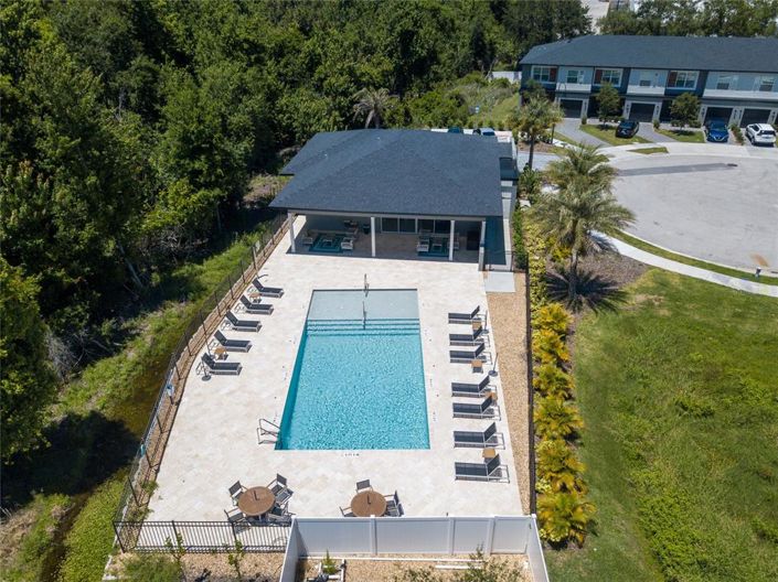 Image No.45-4 Bed Townhouse for sale