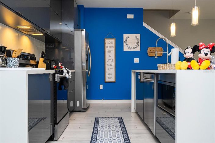 Image No.7-4 Bed Townhouse for sale