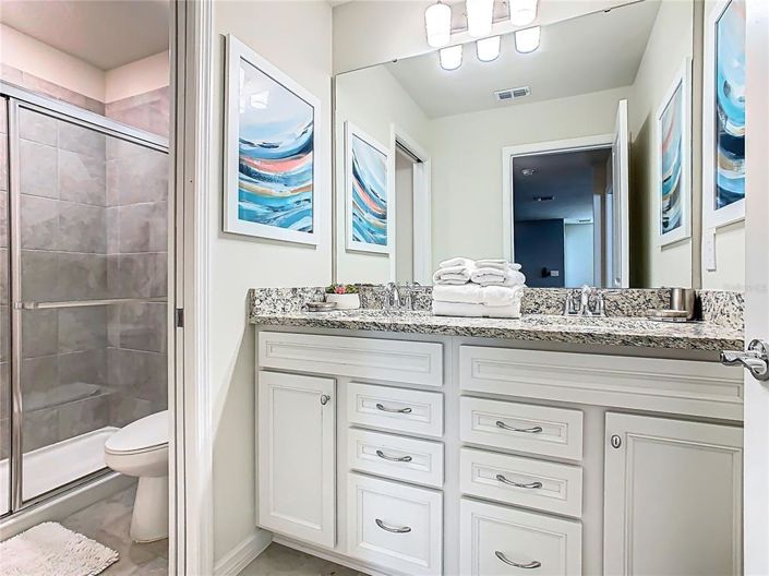 Image No.29-8 Bed Property for sale