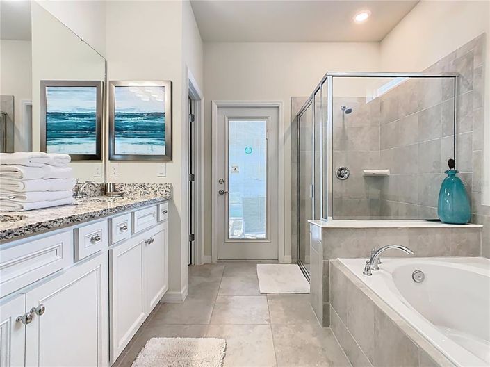 Image No.39-8 Bed Property for sale