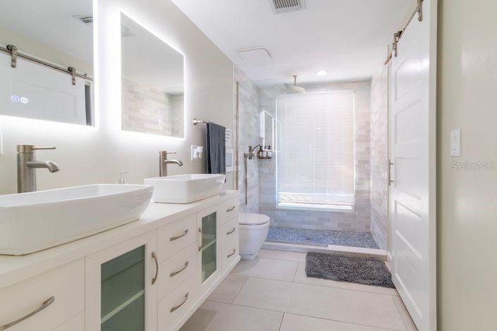 Image No.13-5 Bed Property for sale