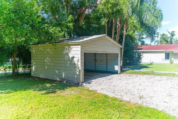 Image No.40-5 Bed Property for sale