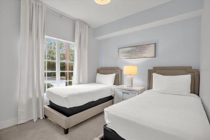 Image No.20-3 Bed Property for sale