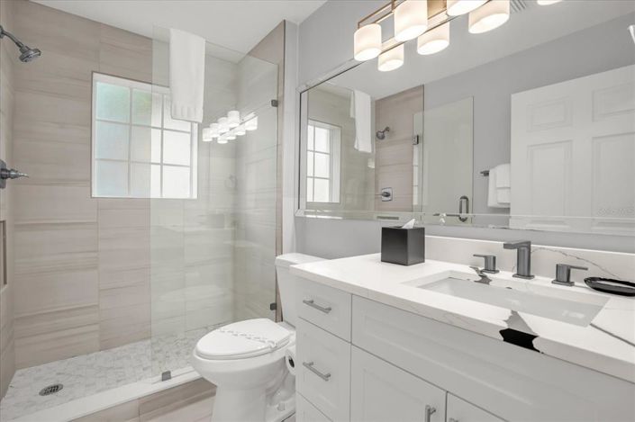 Image No.21-3 Bed Property for sale