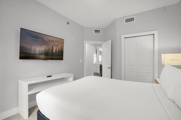 Image No.22-3 Bed Property for sale