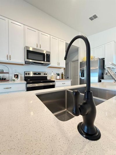 Image No.15-3 Bed Property for sale