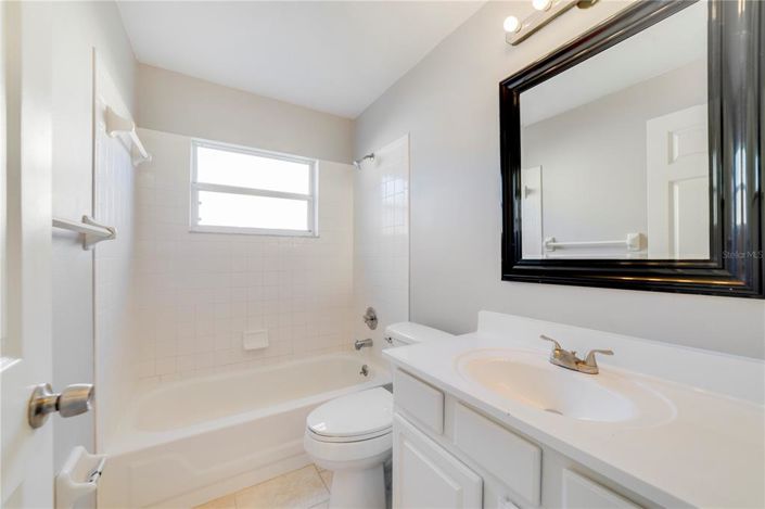 Image No.14-3 Bed Property for sale