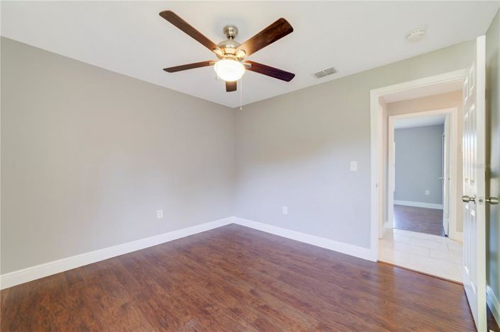 Image No.16-3 Bed Property for sale