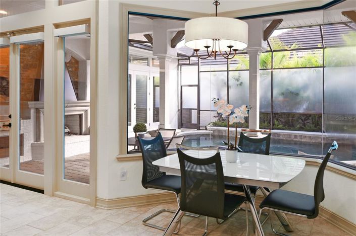 Image No.21-4 Bed Property for sale