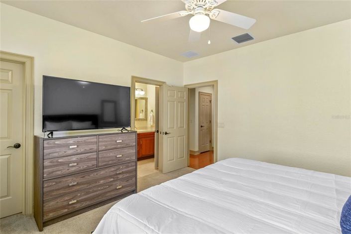 Image No.37-4 Bed Property for sale