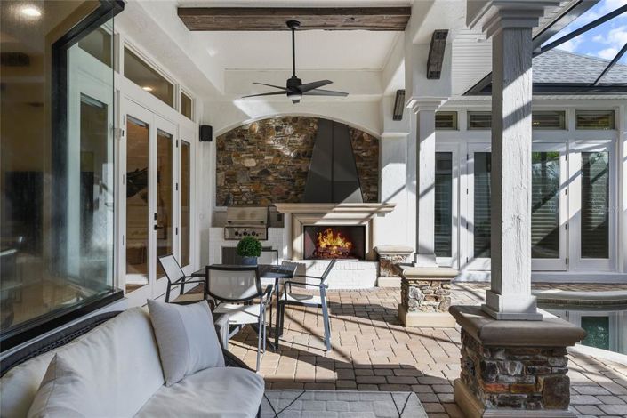 Image No.4-4 Bed Property for sale