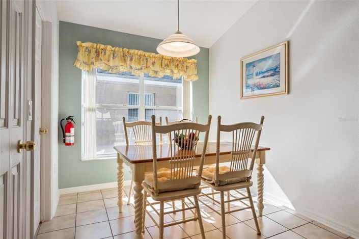 Image No.10-4 Bed Property for sale