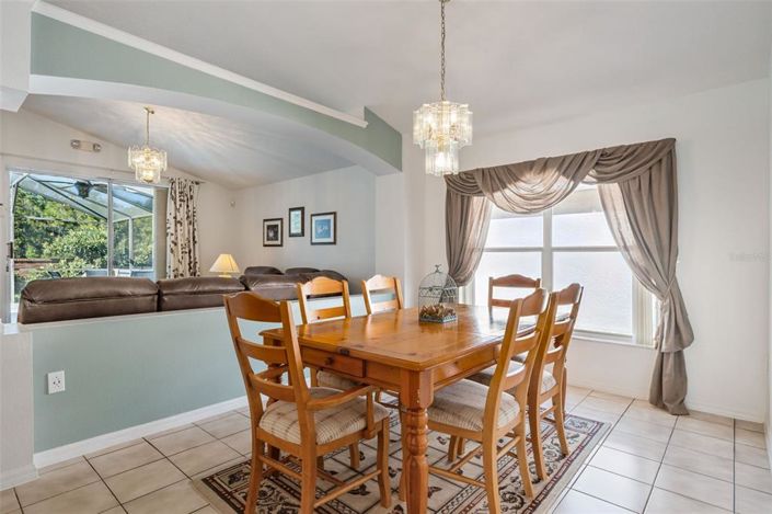 Image No.12-4 Bed Property for sale