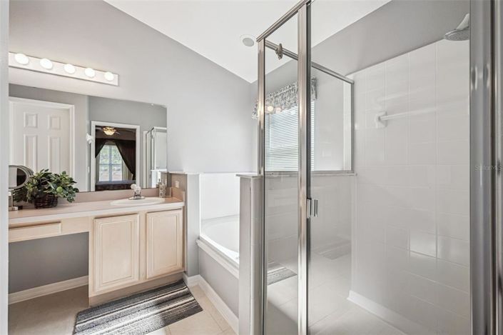 Image No.20-4 Bed Property for sale