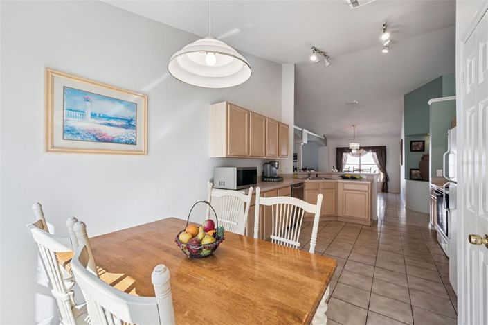 Image No.9-4 Bed Property for sale