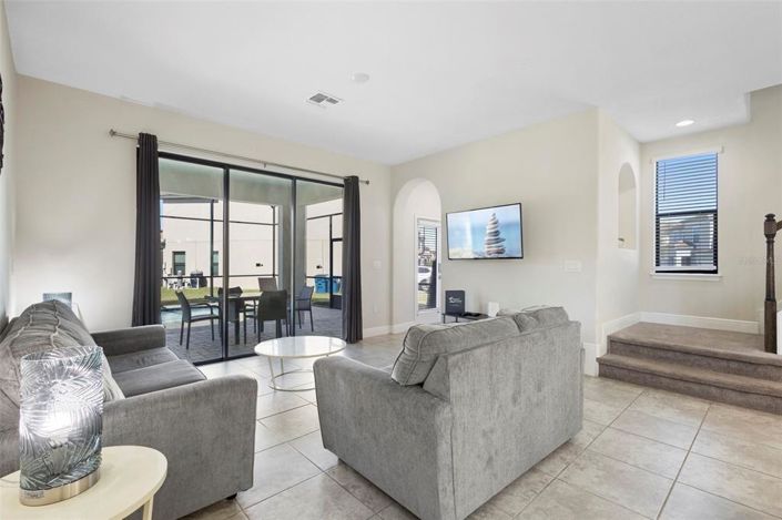 Image No.20-3 Bed Property for sale