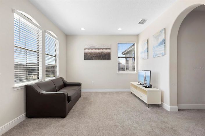 Image No.21-3 Bed Property for sale