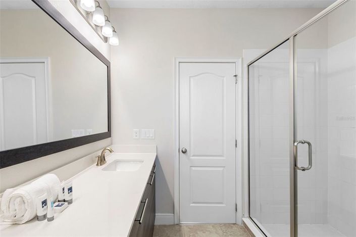 Image No.23-3 Bed Property for sale