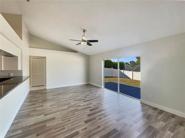 Image No.10-Propriété de 3 chambres à vendre à Davenport