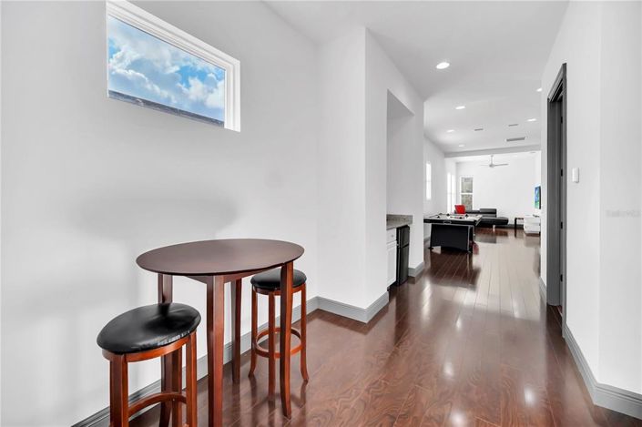 Image No.41-5 Bed Property for sale