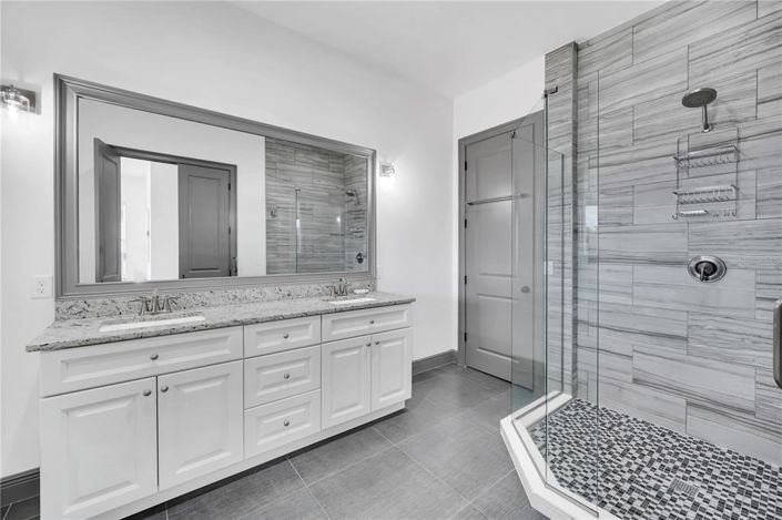 Image No.51-5 Bed Property for sale