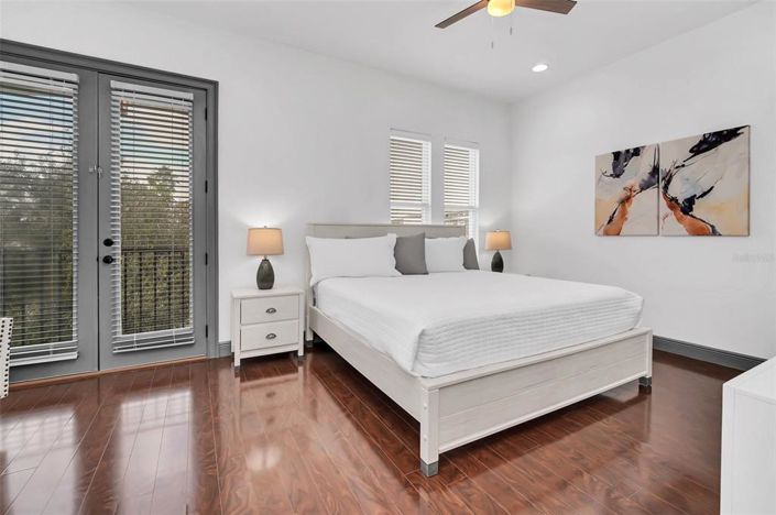 Image No.57-5 Bed Property for sale