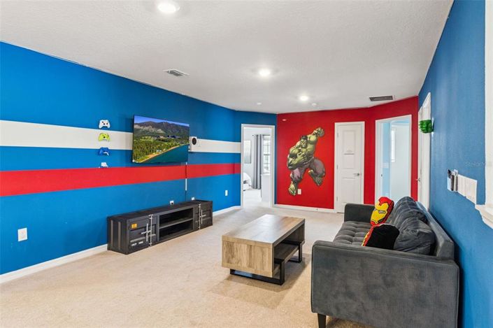 Image No.13-10 Bed Property for sale