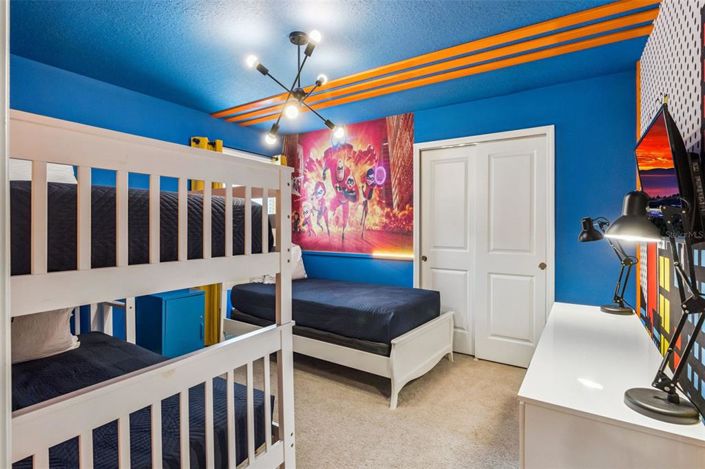 Image No.20-10 Bed Property for sale