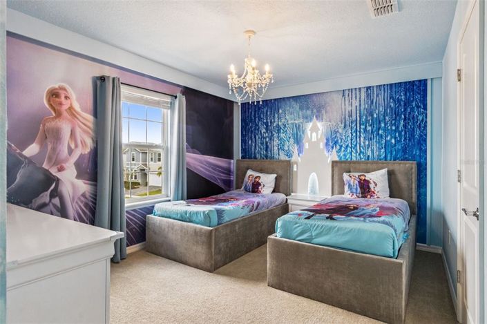 Image No.24-10 Bed Property for sale